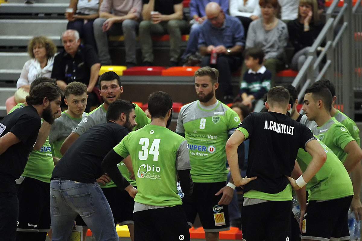 Album Nationale Masculin Thuir Contre Pessac Club Handball