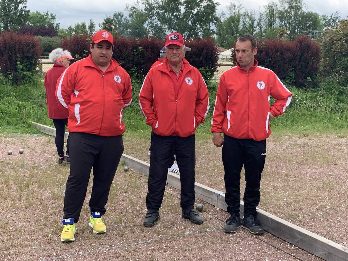 Album A JONZAC le 13 Mai 2023 qualificatif club Pétanque